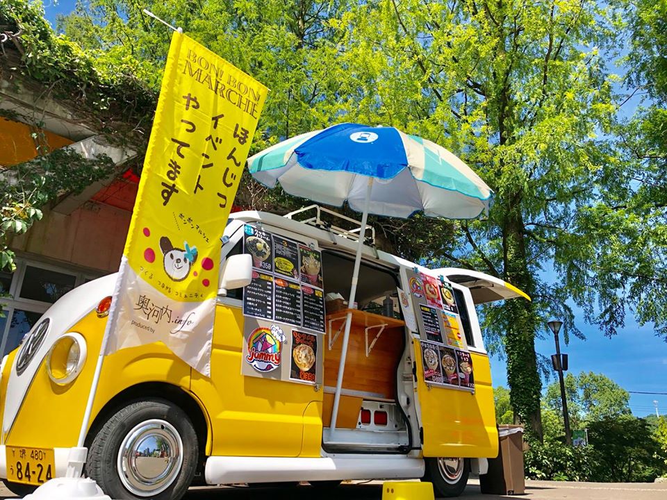 3月15日（日）クレープジャミーさんが、当店の駐車場に来てます♪　