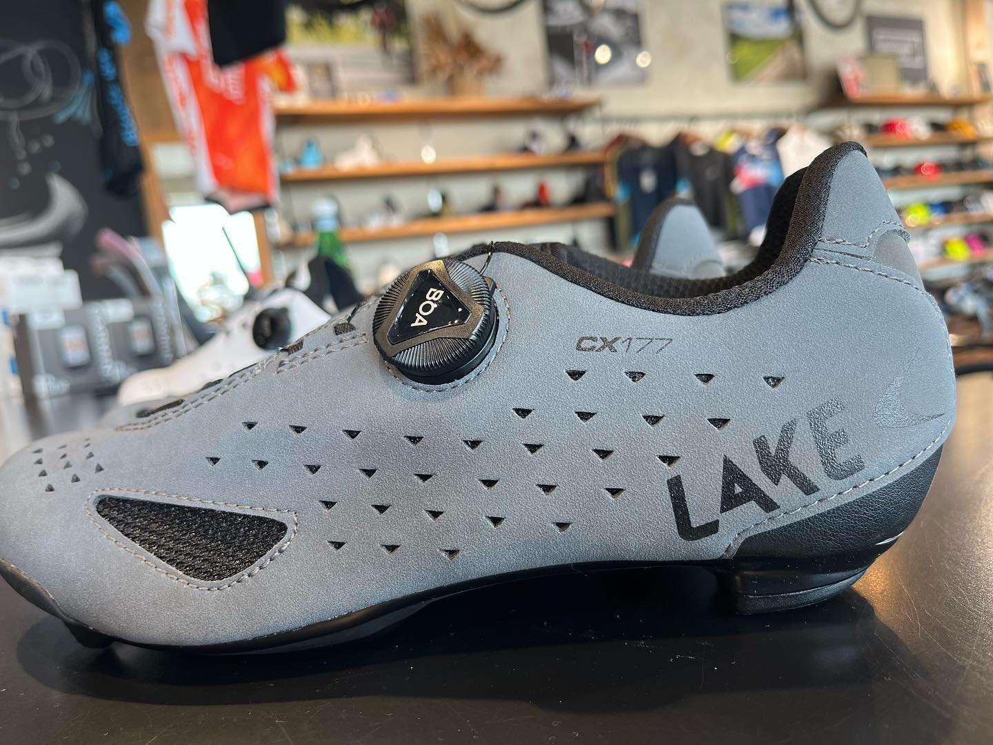 LAKE（レイク）シューズCX177入荷致しました！！